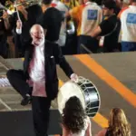 Ο Διονύσης Σαββόπουλος στην τελετή λήξης των Ολυμπιακών Αγώνων το 2004