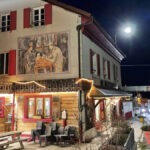 Hôtel L’Arbezie: Το ξενοδοχείο όπου διασχίζεις δύο χώρες μέσα σ’ ένα δωμάτιο!