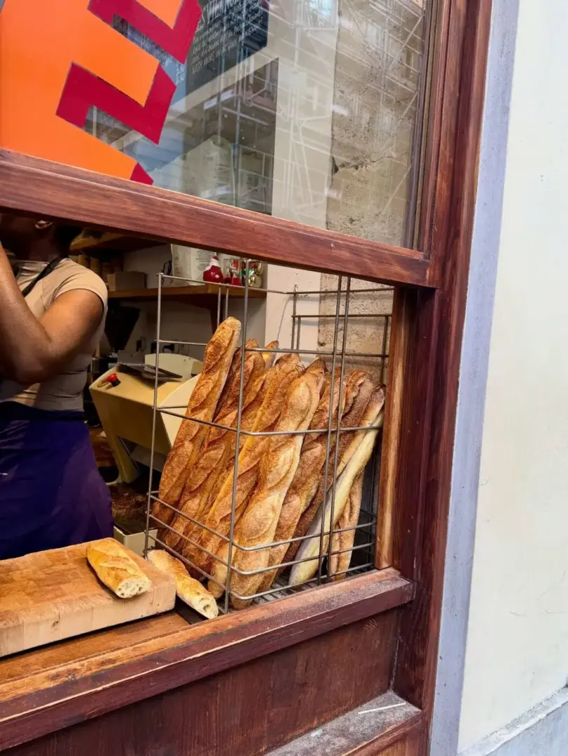Η Ηλιάννα Παπαγεωργίου στο Παρίσι
