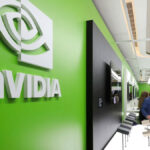 Η Nvidia έγινε η πρώτη εταιρεία που ξεπέρασε σε αξία τα 5 τρισ. δολάρια