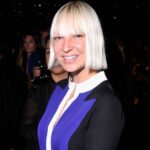 Sia: «Είναι ακατάλληλη και αναξιόπιστη μητέρα»