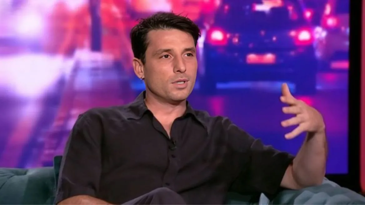 Σπύρος Χατζηαγγελάκης: Ήθελα να γίνω ποδοσφαιριστής, καμία σχέση με το θέατρο