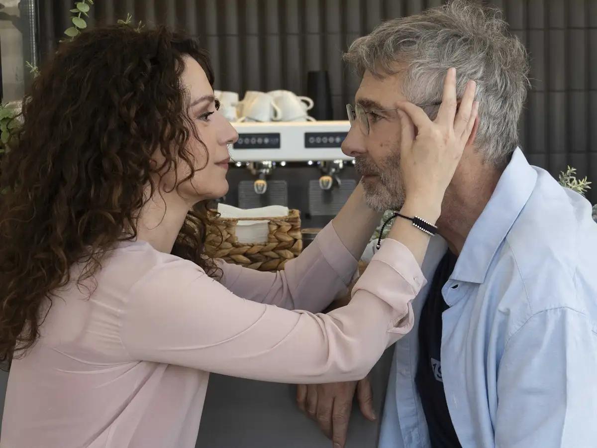 “Σε βλέπω”: Η Βίκυ Βολιώτη και τα ανείπωτα μυστικά