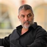 Βασίλης Μπισμπίκης: “Αδέσποτος στην Αθήνα, ουσίες και σκληρή αλητεία”