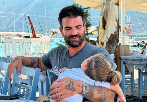 Δημήτρης Αλεξάνδρου: «Δεν είναι εύκολο να βάλεις κάποιον στη ζωή του παιδιού σου»