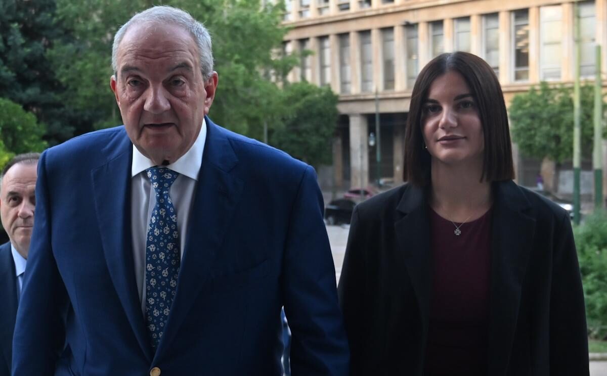 Κώστας Καραμανλής: Η σπάνια εμφάνιση της Αλίκης στο πλευρό του πατέρα της