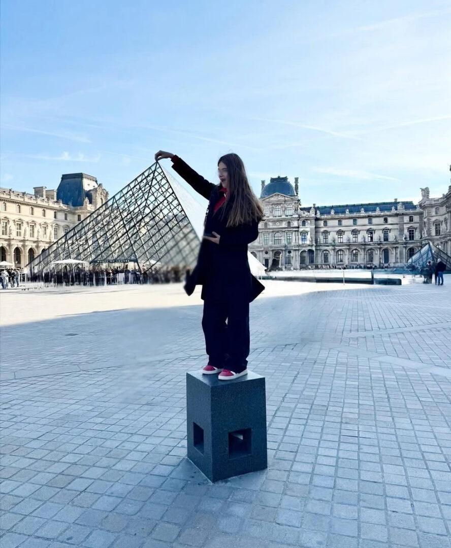 Βάσω Λασκαράκη – Γιάννης Τσιμιτσέλης: Ευχές για τα γενέθλια της κόρης τους