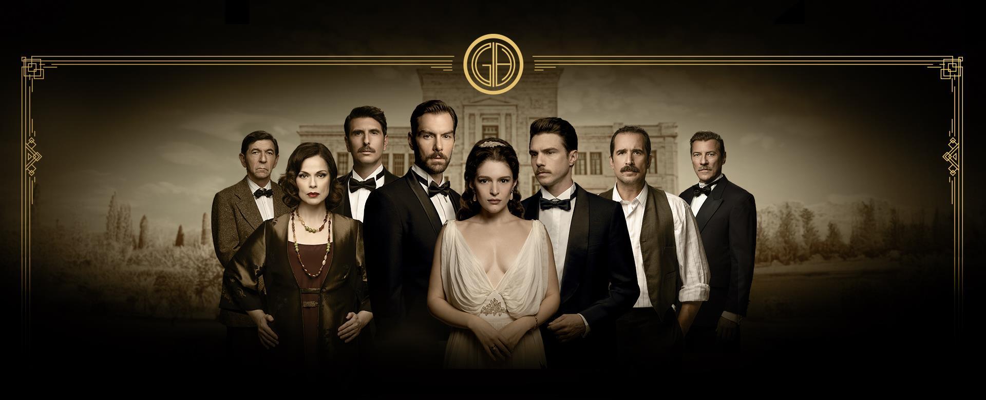 Σκιές και μυστικά στο Grand Hotel