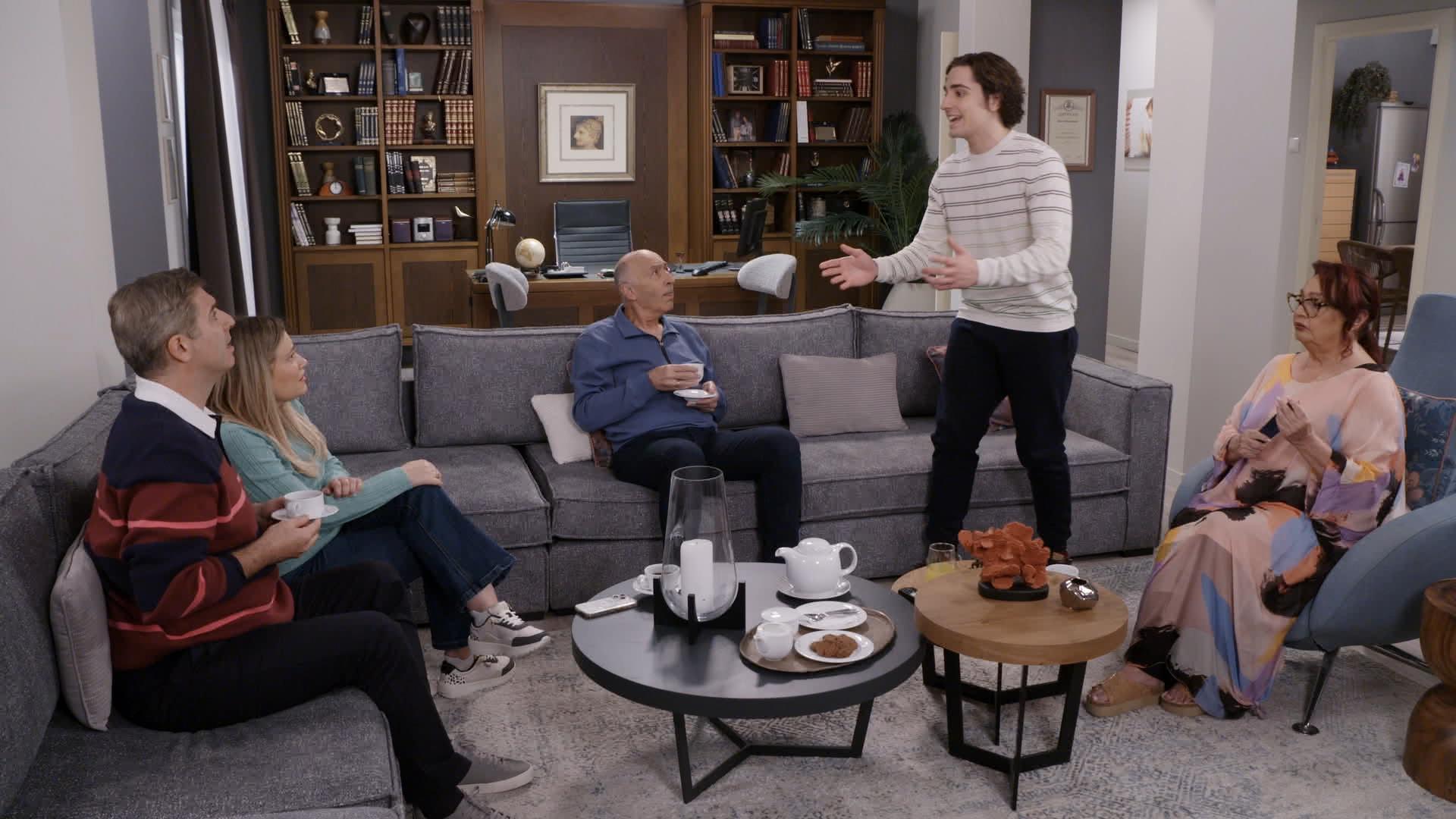 "Το Σόι σου", οι παλιοφιλενάδες και η νυφούλα