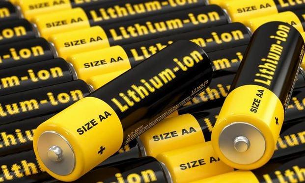 Επανάσταση στις μπαταρίες: Η καινοτομία για τριπλάσια διάρκεια