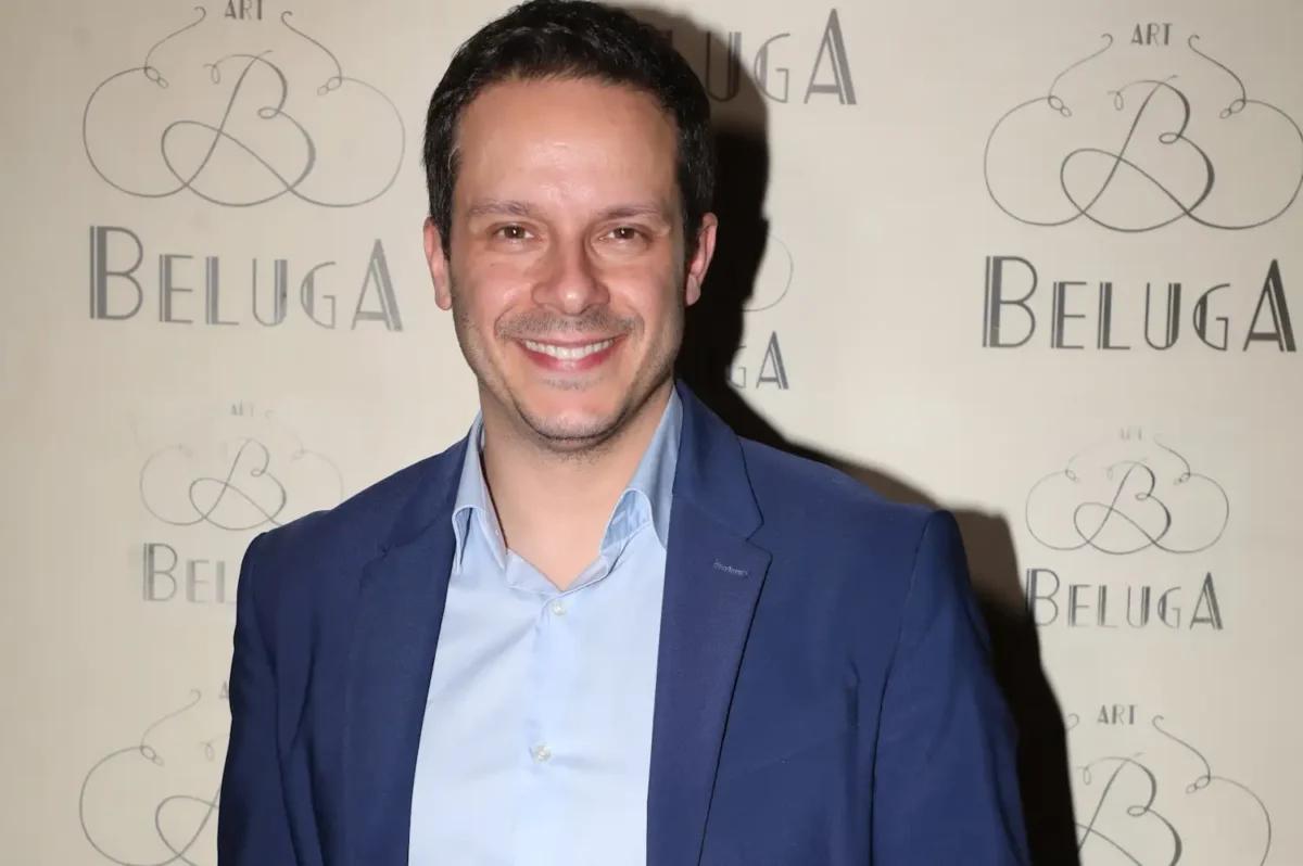 Η απιστία και ο Δημήτρης Μακαλιάς: Έχω μάθει ότι με έχουν κερατώσει