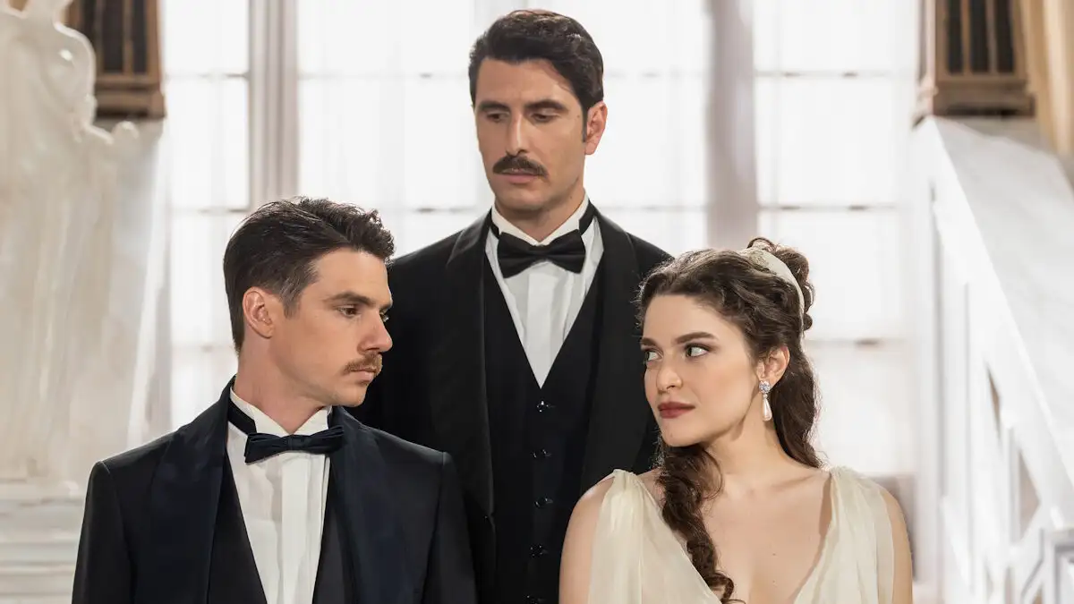 Grand Hotel: Ο Ρήγας οδηγείται στην απόλυτη παράνοια