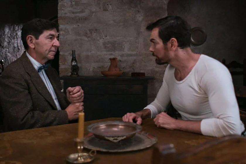 Grand Hotel: “Κανείς δεν πρέπει να μάθει ότι είσαι ζωντανός”