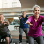 Πέντε απλές ασκήσεις για να δυναμώσετε το σώμα σας μετά τα 50