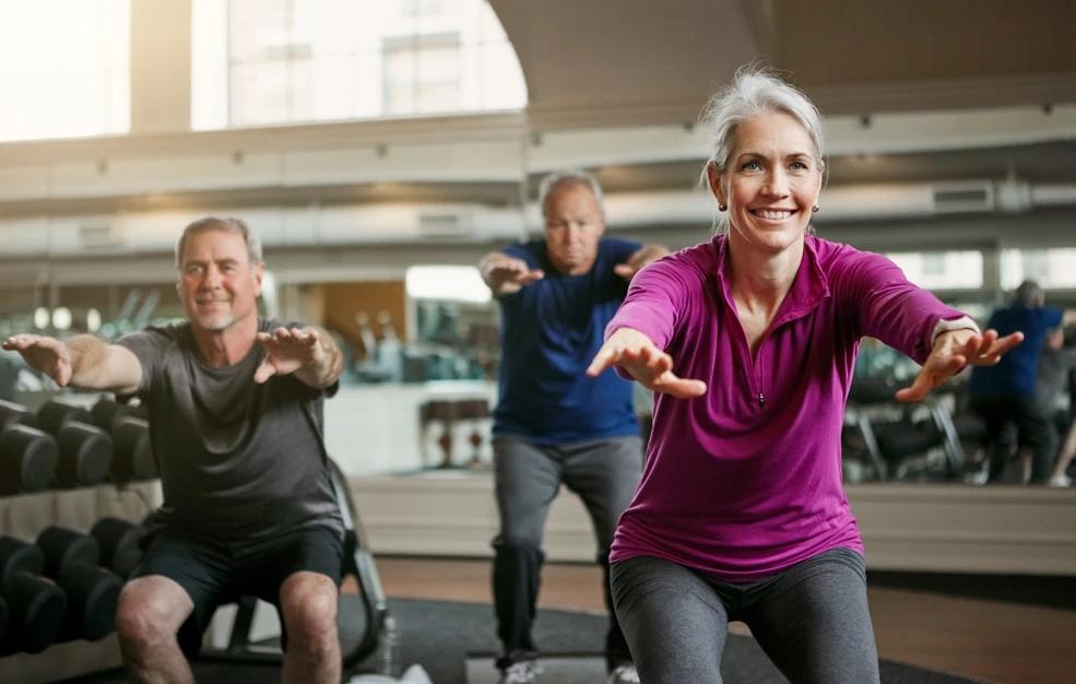 Πέντε απλές ασκήσεις για να δυναμώσετε το σώμα σας μετά τα 50