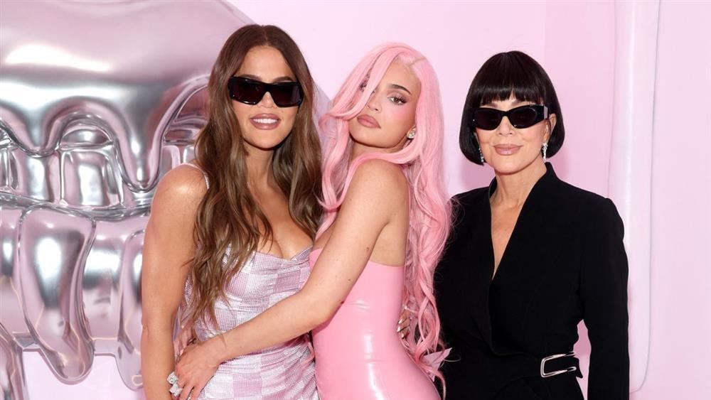  Κλόε Καρντάσιαν: Η Κάιλι Τζένερ την έσωσε