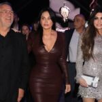 Κίμπερλι Γκιλφόιλ: Με ασημί σούπερ μίνι φόρεμα στα Madwalk