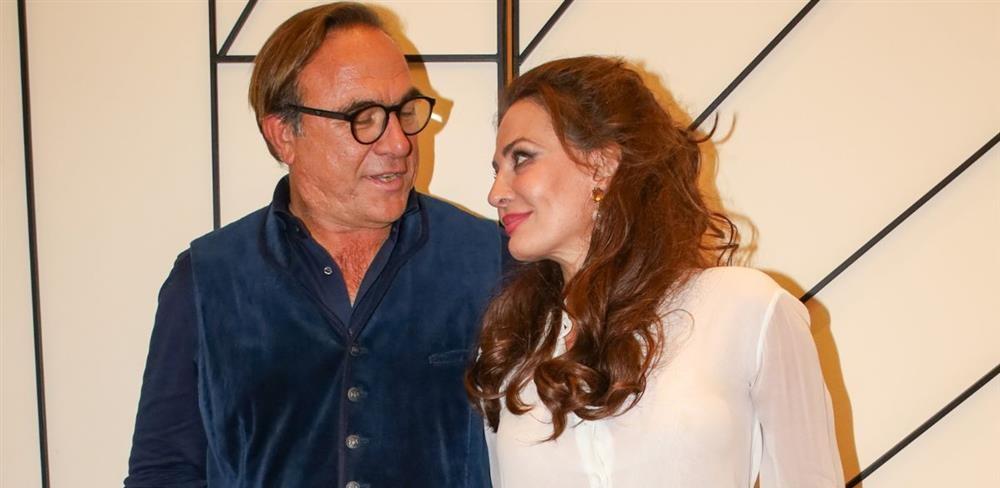 Πέτρος Κόκκαλης και Δήμητρα Ματσούκα: Η Κόμισσα της Φάμπρικας και το total white look