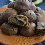 Πως θα κάνετε μελομακάρονα με δαμάσκηνα