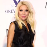 Πολλά κόκκινα φιλιά από την Ελένη Μενεγάκη