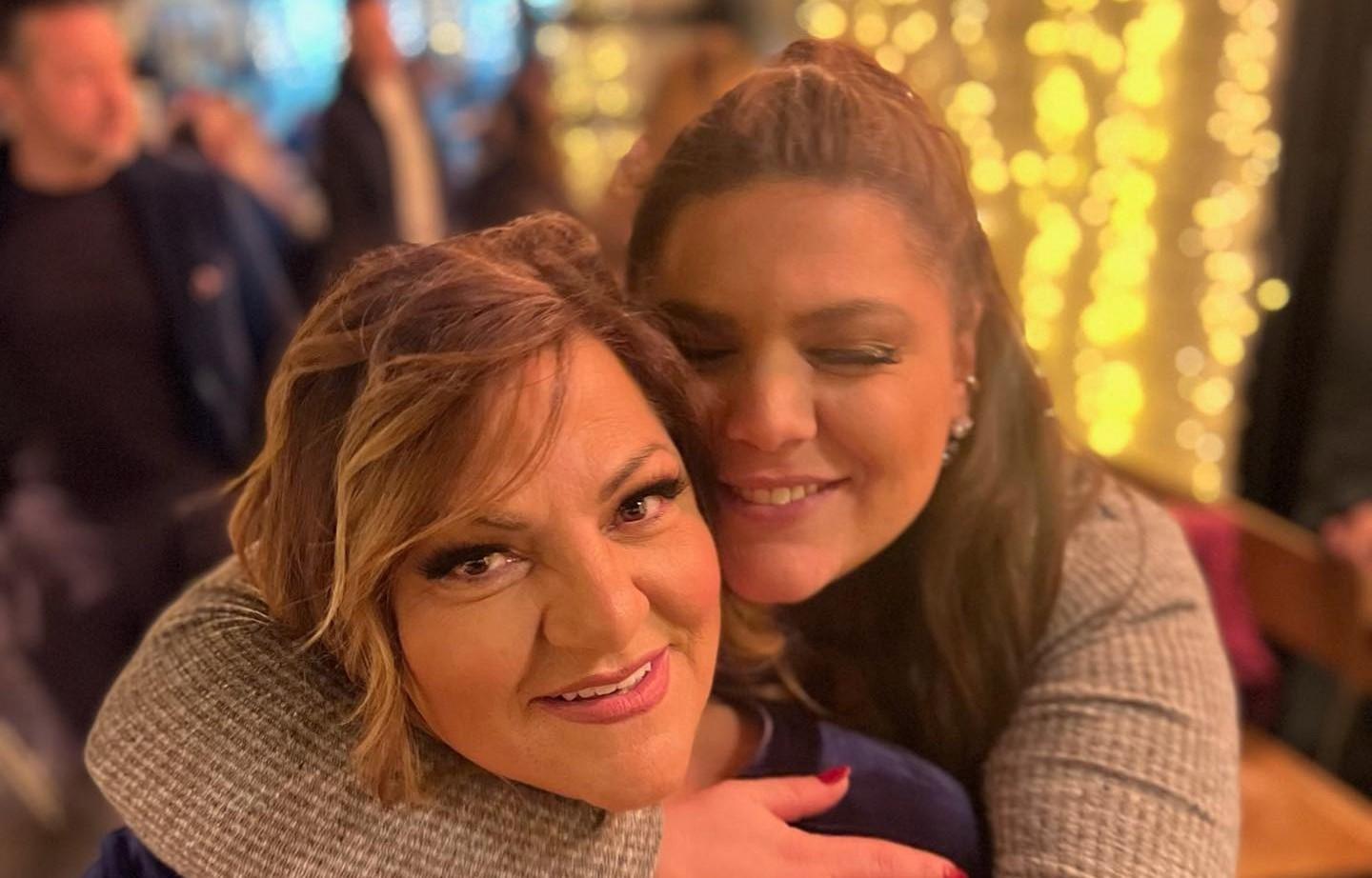 Το συγκινητικό μήνυμα της Δανάης Μπάρκα στη Βίκυ Σταυροπούλου