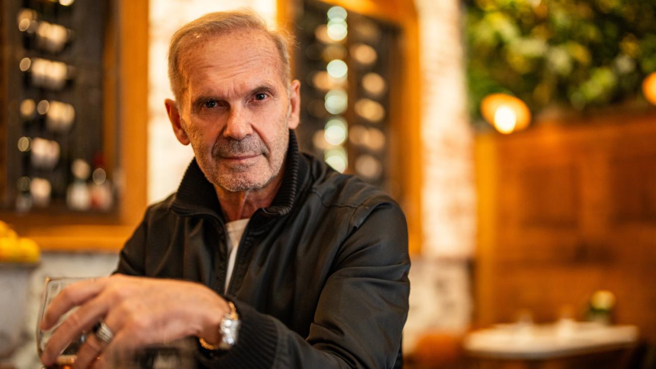 Πέτρος Κωστόπουλος: «Έπρεπε να σταθώ καλύτερος σύζυγος»