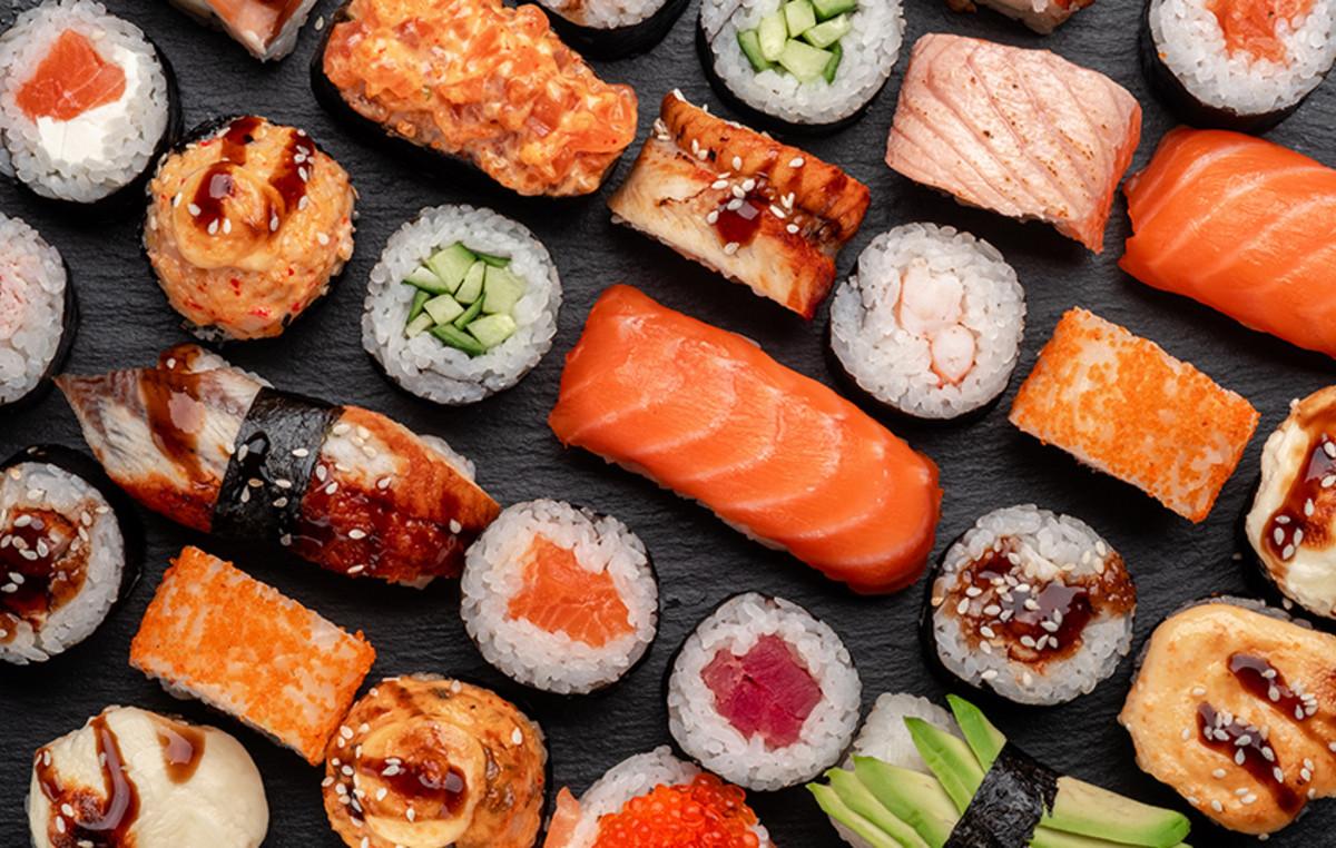 Συναγερμός από σούσι στη Θεσσαλονίκη: 22χρονος μολύνθηκε από ανισάκις