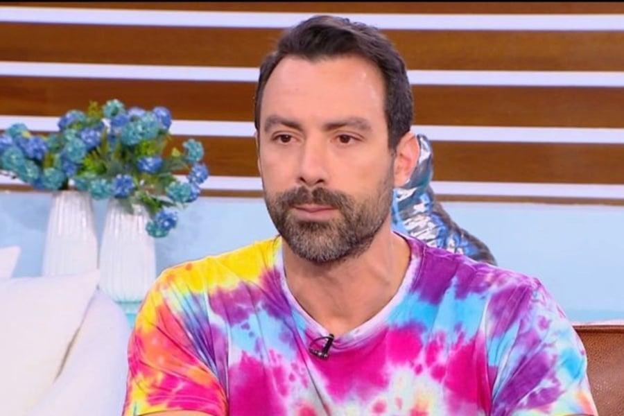 Σάκης Τανιμανίδης: Η ανακοίνωση σε αεροπλάνο που του έκοψε τα φτερά