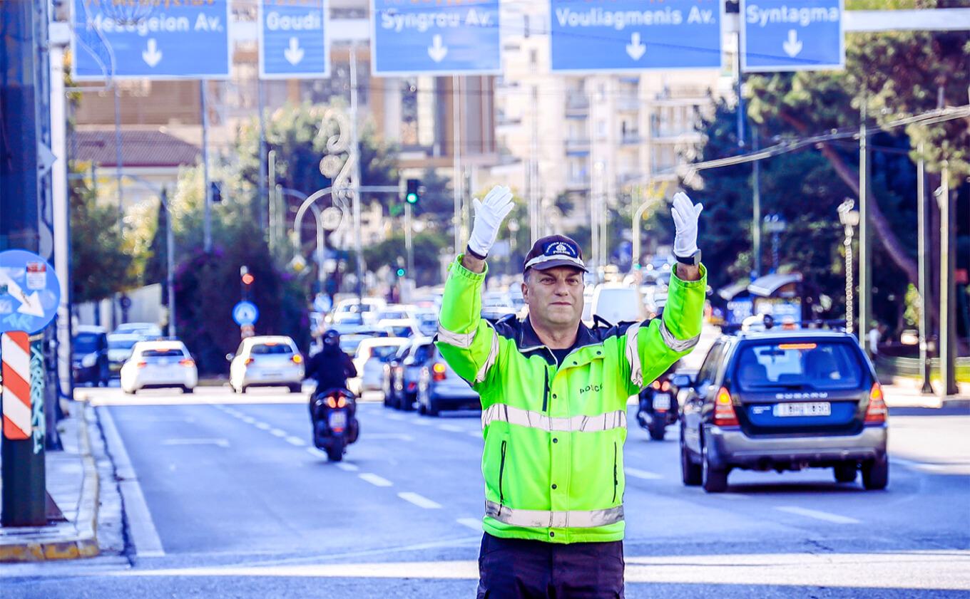 Σπύρος Μερτζανίδης: Αποστρατεύεται έπειτα από 35 χρόνια ο εμβληματικός τροχονόμος της Κηφισίας