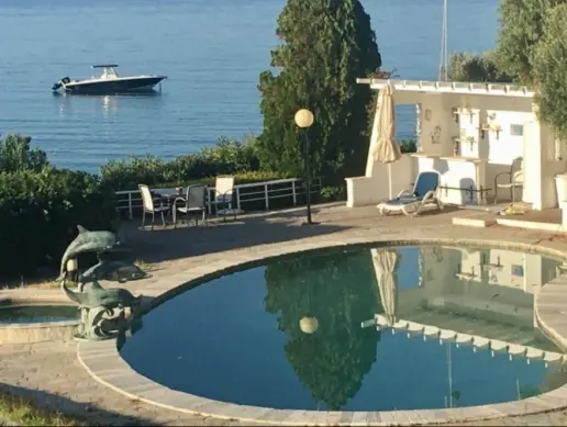 Βέφα Αλεξιάδου: Αυτοί είναι οι νέοι ιδιοκτήτες της βίλας του