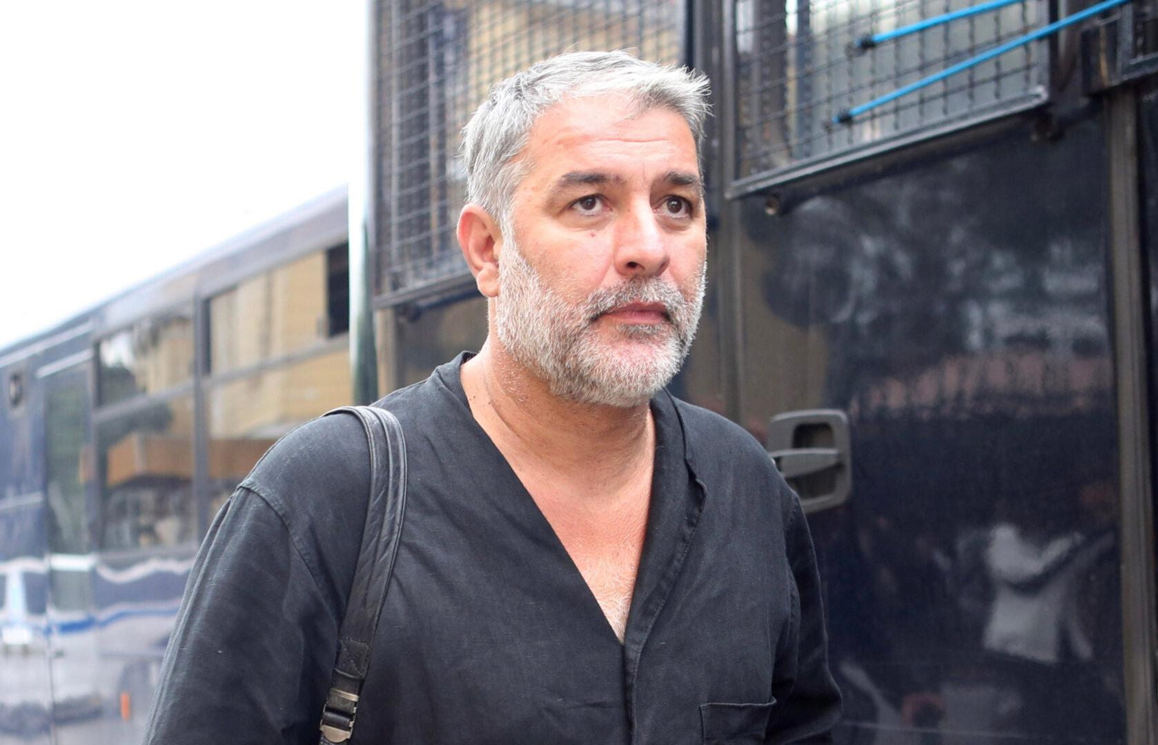 Βασίλης Μπισμπίκης: Χ@στ#κ@ για τη γνώμη των άλλων! 