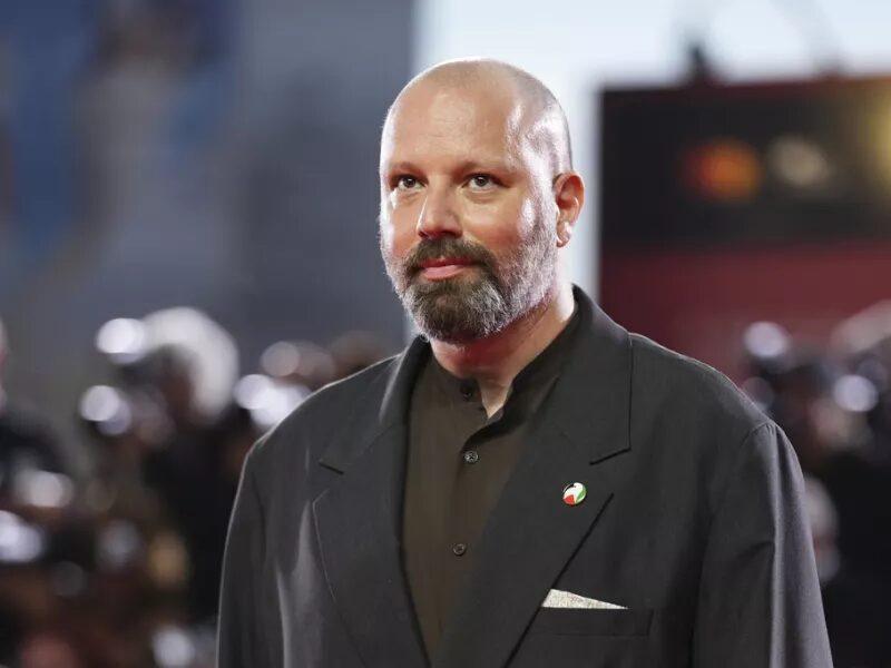 Ο Γιώργος Λάνθιμος στη δίκη του ηθοποιού και σκηνοθέτη που κατηγορείται για βιασμό