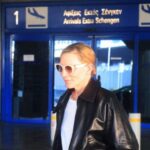 Η Κέιτ Μπλάνσετ στο αεροδρόμιο «Ελευθέριος Βενιζέλος»