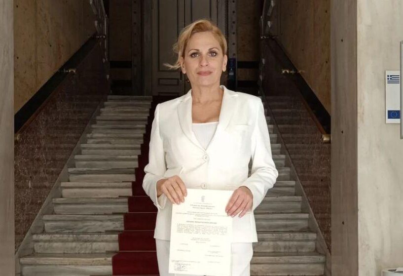 Θεοφανία Παπαθωμά: «Δεν μπορώ να παρευρεθώ σε καμία δίκη και να πω πως είμαι δικηγόρος»