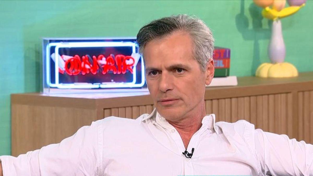 Μάριος Αθανασίου: «Έχω τυπικές σχέσεις με τον πατέρα μου»