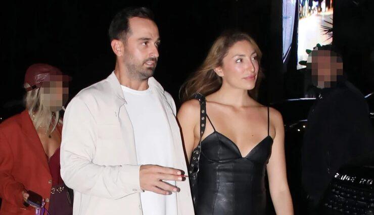 Άρης Σοϊλέδης και Μαριλίνα Κυπαρίσση: «Καυτά» φιλιά στα μπουζούκια