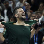 Νόβακ Τζόκοβιτς: Έσκισε τη φανέλα του πανηγυρίζοντας τον τίτλο του Hellenic Championship