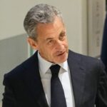Ο Σαρκοζί μετά την αποφυλάκισή του: Ο νόμος εφαρμόστηκε, η αλήθεια θα επικρατήσει