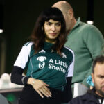 Η Τόνια Σωτηροπούλου με φανέλα του ΠΑΟ στη Λεωφόρο