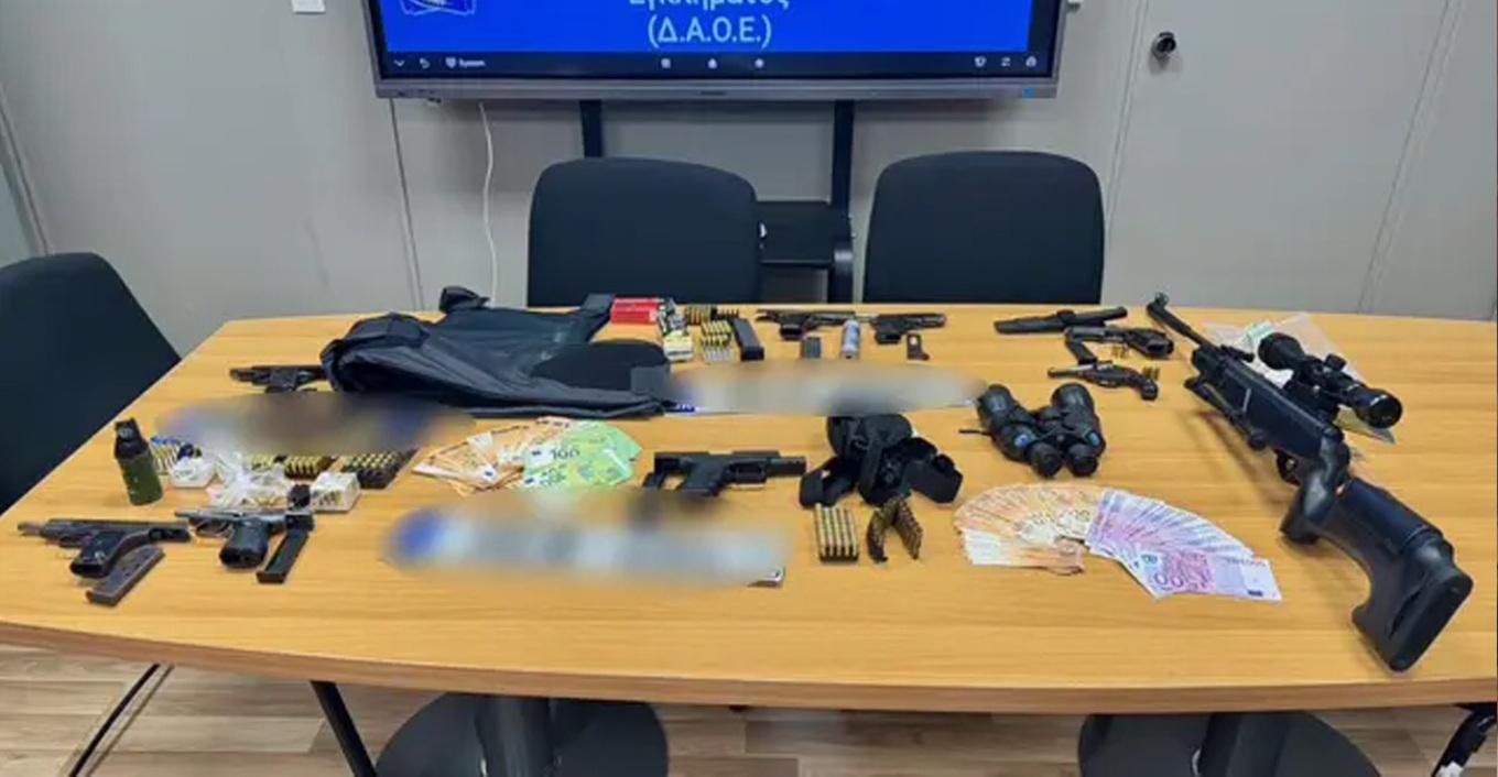 Βαρύ οπλοστάσιο έκρυβαν οι συλληφθέντες που κατηγορούνται για την δολοφονία του Γιάννη Λάλα