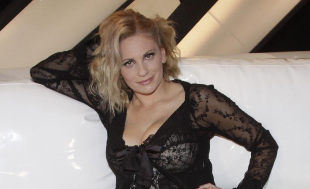 Θεοφανία Παπαθωμά: Δεν προσπάθησα να αποτινάξω τον τίτλο “σύμβολο του σεξ”