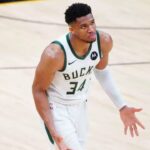 Γιάννης Αντετοκούνμπο: Ενοχλημένος με δημοσιεύματα που τον θέλουν να γίνεται Νεοϋρκέζος