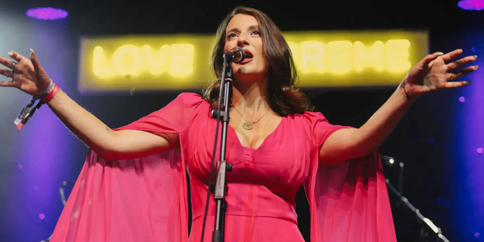 Emma Smith: Η ντίβα της retro jazz για 2 βράδια στην Αθήνα