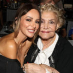 Με λυγμούς η Μπέττυ Μαγγίρα: “Η Μαρινέλλα με έβαλε δίπλα της σε ισάξιο ρόλο”