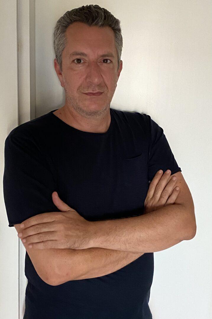 Χριστουγεννιάτικη παραμονή με το «Ανεμολόγιο» στα Παραπολιτικά 90.1