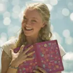 Αμάντα Σέιφριντ: Θα ήθελα πολύ να βουτήξω στο μεγάλωμα παιδιών σε ένα ελληνικό νησί