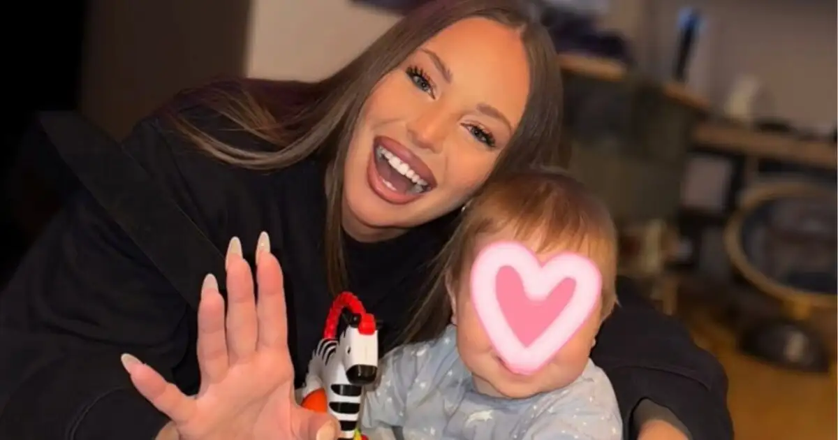 Ανδρομάχη: Το ξεχωριστό βίντεο με τον ενός έτους γιο της