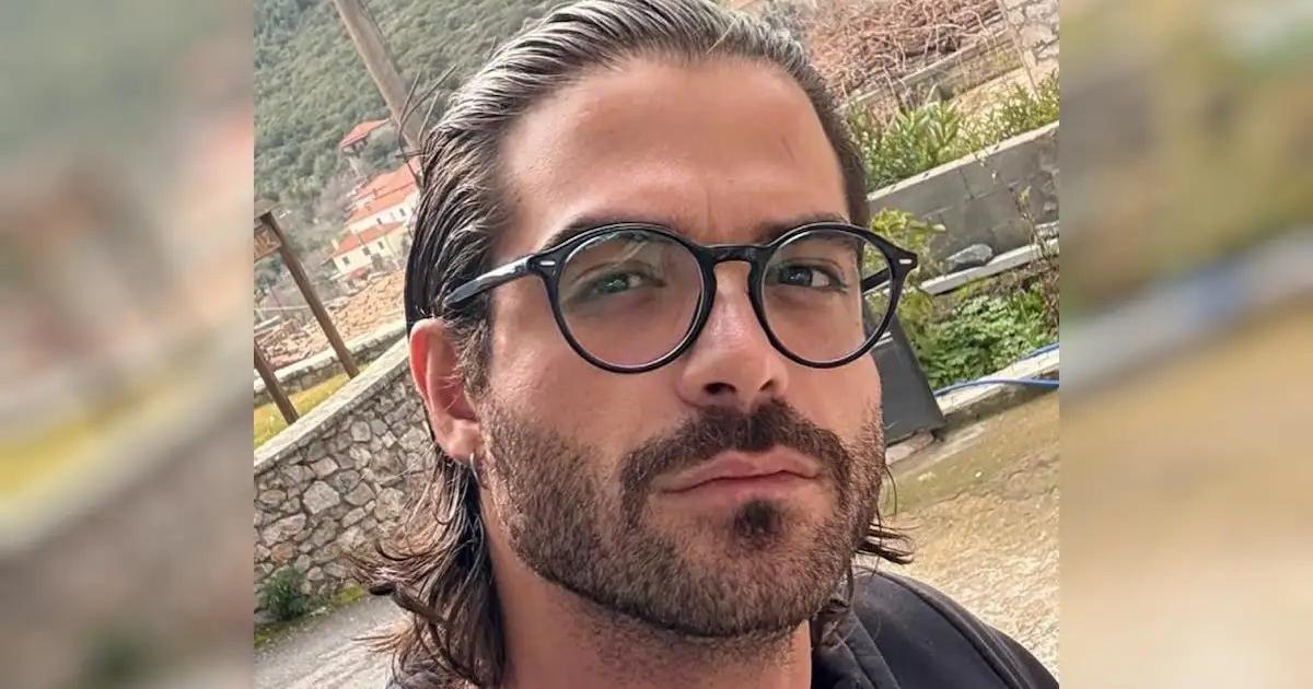 Άρης Μουγκοπέτρος: Τα πρώτα λόγια μετά την σύλληψη για ενδοοικογενειακή απειλή – “Ήθελα να δω τα παιδιά μου”