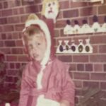 Ποιος διάσημος δισεκατομμυριούχος είναι το παιδάκι της φωτογραφίας;