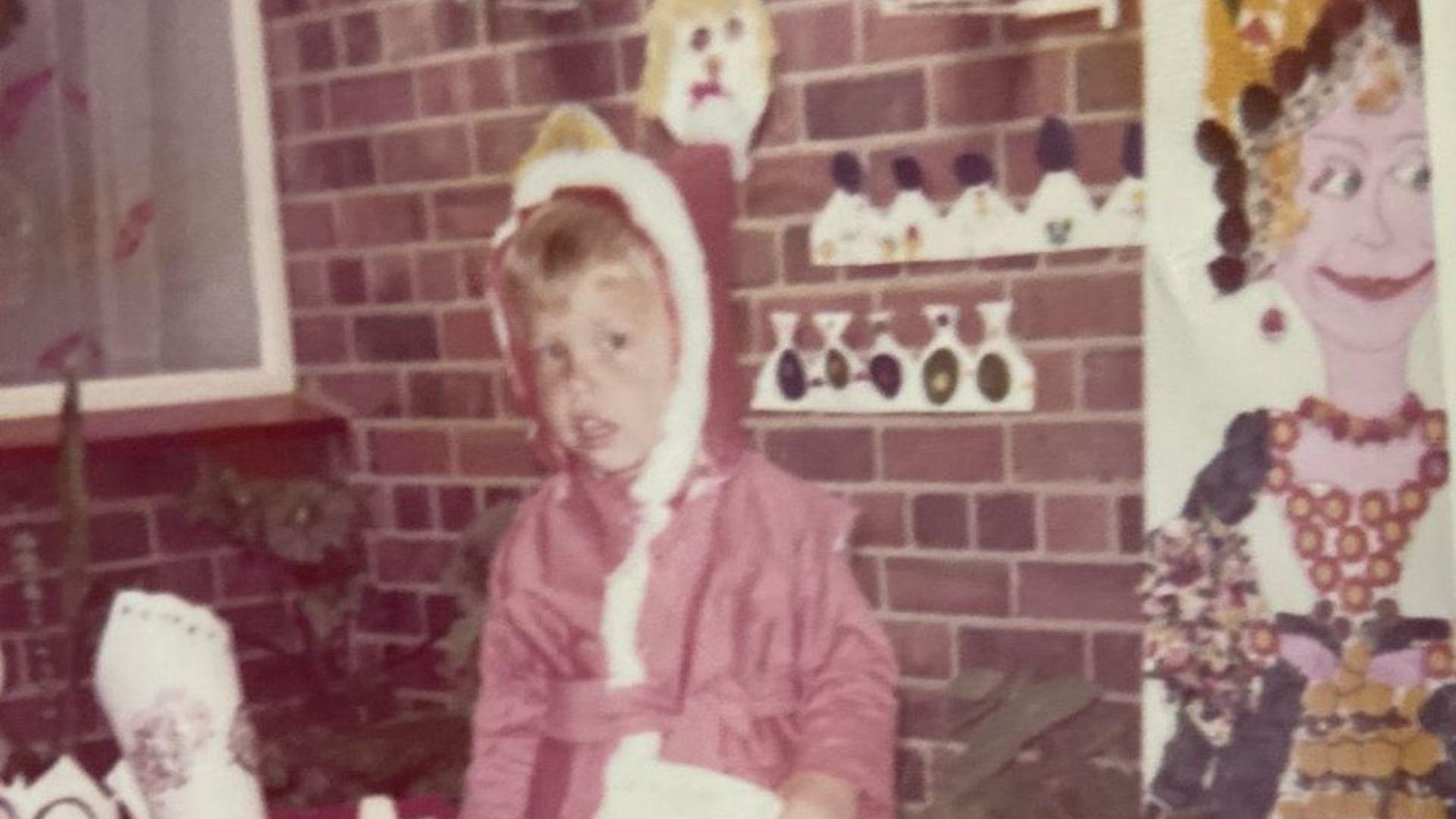 Ποιος διάσημος δισεκατομμυριούχος είναι το παιδάκι της φωτογραφίας;